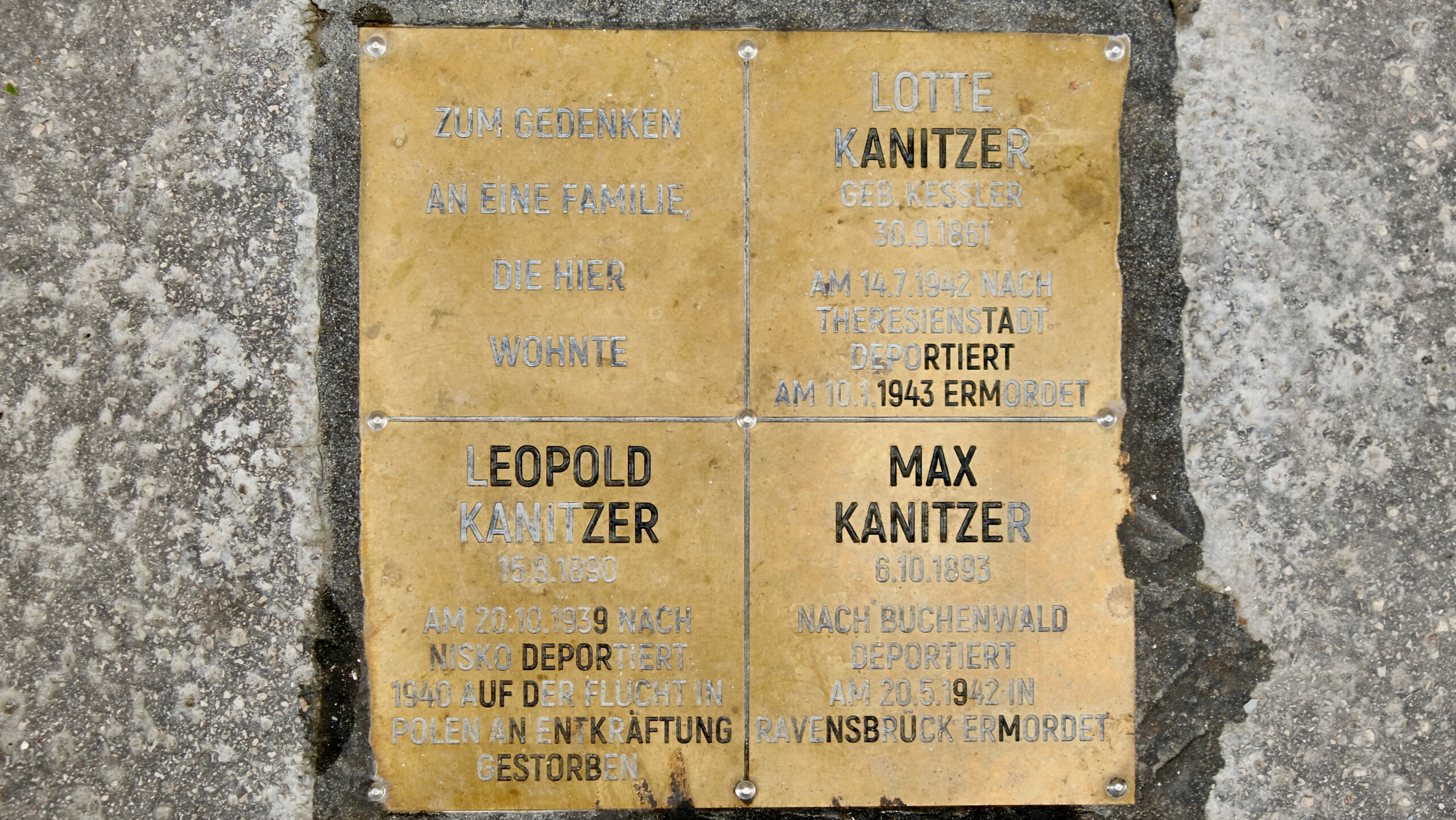 Steine der Erinnerung in der Hans Sachs Gasse